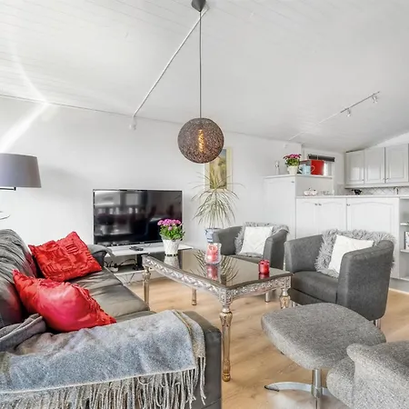 Casa vacanze Sofus - 800m From The Sea By Interhome Bøtø By